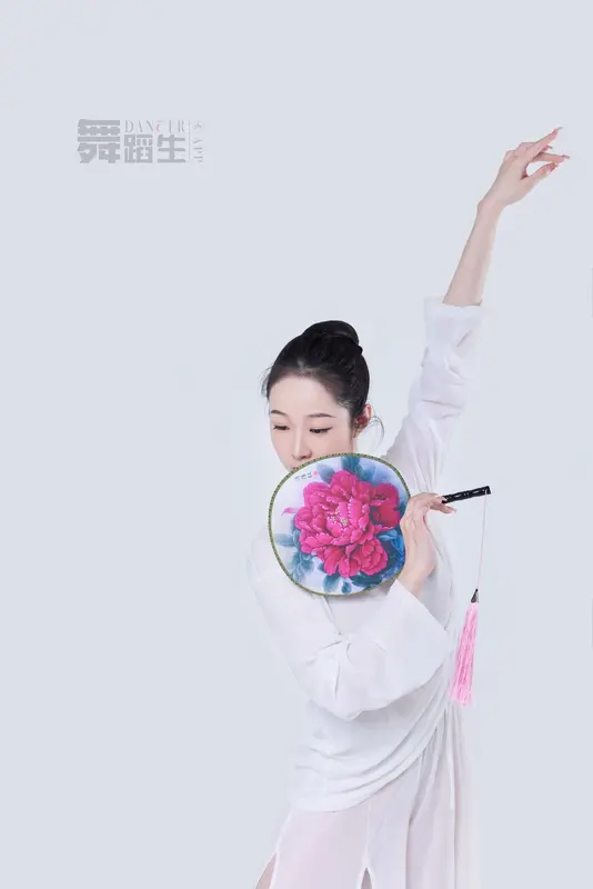 婀娜多姿 景思佳 - 舞蹈生日记